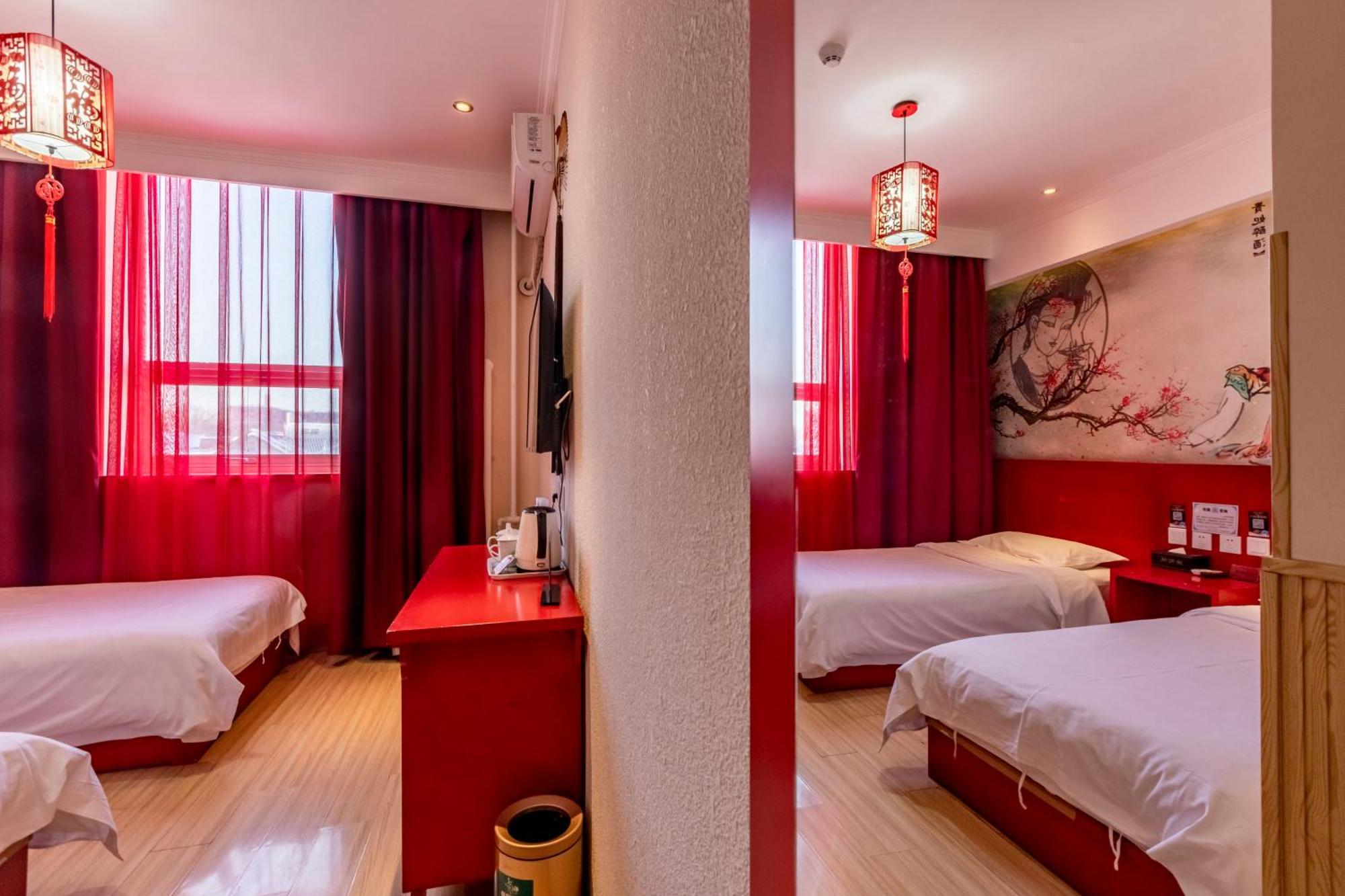 Happy Dragon City Center Alley Hotel -In The City Center With Big Window&Heater, Ticket Service&Free Coffee&Food Recommendation,Near Tian Anmen Forbiddencity,Easy To Get Traditional Walking Area&Shichahai Beijing Bagian luar foto